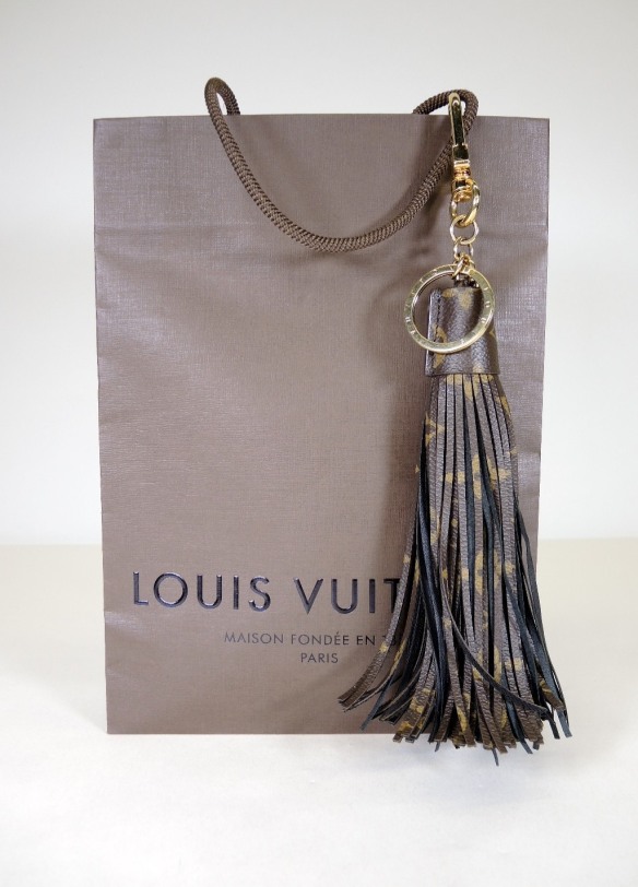 NEW LOUIS VUITTON Limited Edition RED Tassel, 10.5 Bag Charm Key Chain  SOLD OUT
